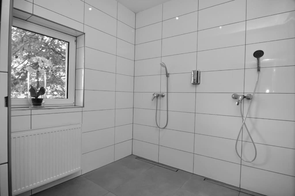 Fetischhaus Sm Apartment/Ferienwohnung Βιζμπάντεν Εξωτερικό φωτογραφία